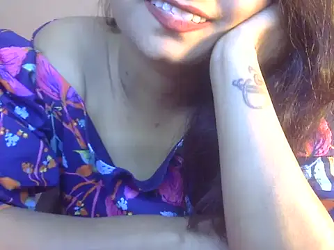 Snapshot of Lusty_Wife1 chatting on February 2025 05:47:02 PM Lusty Wife1 online show from February 2025 05:47:02 PM