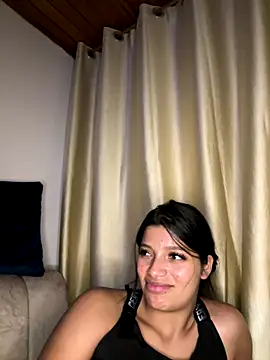 Snapshot of AgathaGeorgiou chatting on September 2025 11:04:02 PM AgathaGeorgiou online show from September 2025 11:04:02 PM