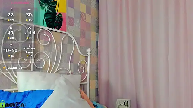 Snapshot of Kelly_Powell chatting on November 2025 12:05:02 PM Kelly Powell online show from November 2025 12:05:02 PM