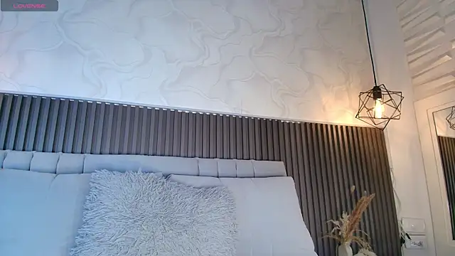 SHANONCLARK online show from May 2026 07:22:01 PM