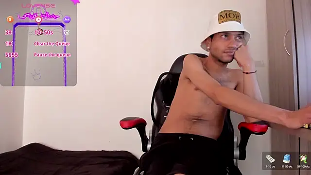 Aron Baylor online show from March 2026 09:54:01 PM