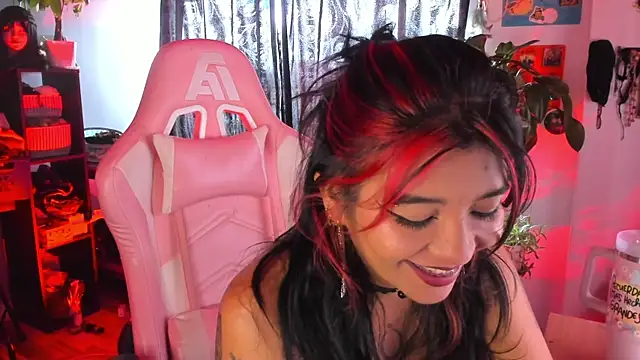 annie walker6 online show from April 2026 05:26:02 PM