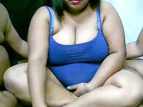 Snapshot of flamingoss chatting on December 2024 07:40:01 PM flamingoss online show from December 2024 07:40:01 PM