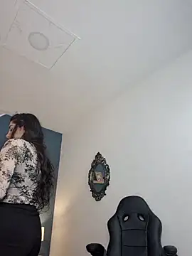 Snapshot of Ellie_Jhonson__ chatting on September 2025 10:26:01 PM Ellie Jhonson online show from September 2025 10:26:01 PM