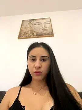 Snapshot of JenniferEdith chatting on December 2024 07:21:01 AM JenniferEdith online show from December 2024 07:21:01 AM