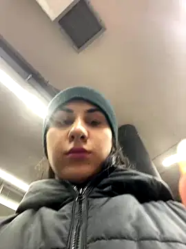 Snapshot of JenniferEdith chatting on December 2024 07:06:01 PM JenniferEdith online show from December 2024 07:06:01 PM