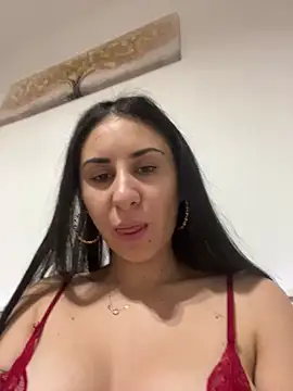 Snapshot of JenniferEdith chatting on January 2025 04:55:01 PM JenniferEdith online show from January 2025 04:55:01 PM