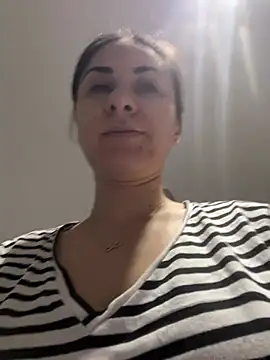 Snapshot of JenniferEdith chatting on March 2025 08:34:01 AM JenniferEdith online show from March 2025 08:34:01 AM