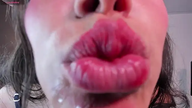 Snapshot of miss_canndy chatting on December 2024 12:07:02 AM miss canndy online show from December 2024 12:07:02 AM