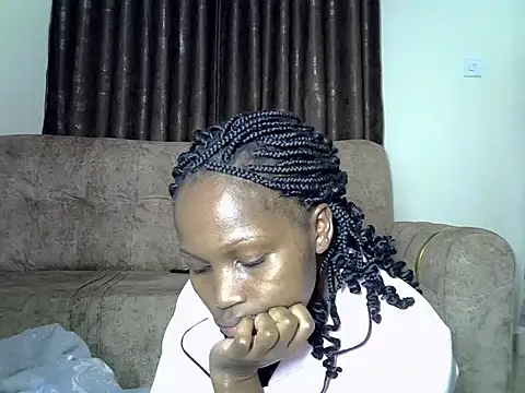 Snapshot of AurelAda chatting on November 2025 11:38:01 PM AurelAda online show from November 2025 11:38:01 PM