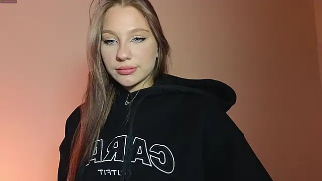 MiaKeler online show from January 2025 07:29:02 PM