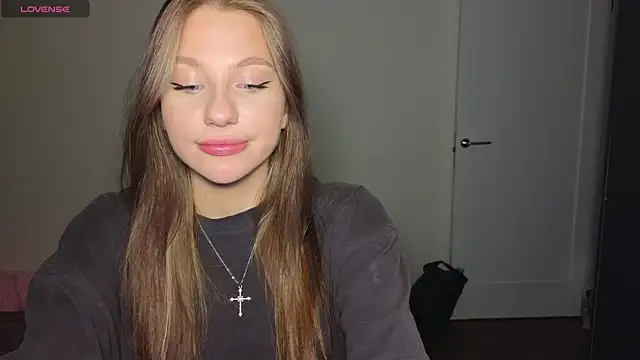 MiaKeler online show from February 2025 10:01:01 PM