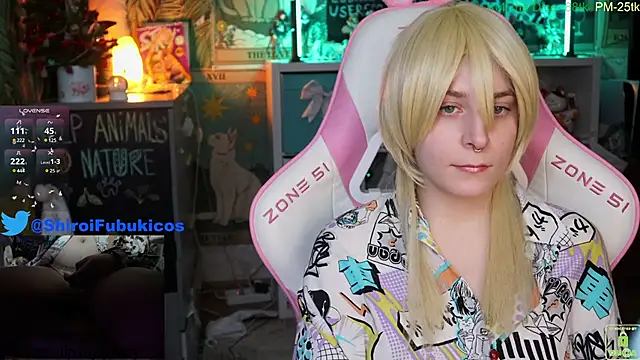 Snapshot of ShiroiFubuki chatting on December 2024 06:37:02 PM ShiroiFubuki online show from December 2024 06:37:02 PM