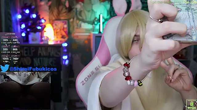 Snapshot of ShiroiFubuki chatting on December 2024 06:11:02 AM ShiroiFubuki online show from December 2024 06:11:02 AM