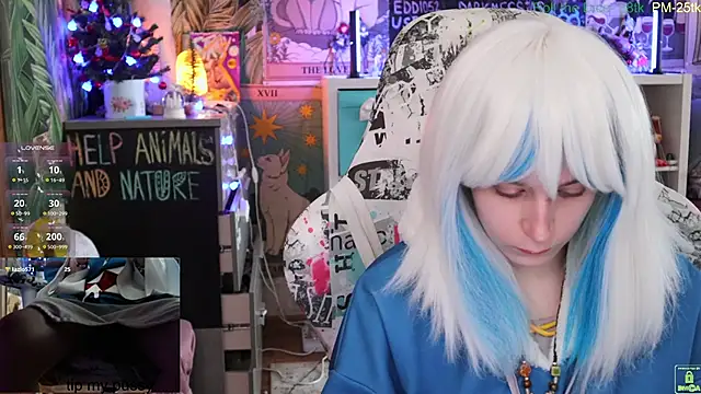 Snapshot of ShiroiFubuki chatting on January 2025 10:13:02 AM ShiroiFubuki online show from January 2025 10:13:02 AM