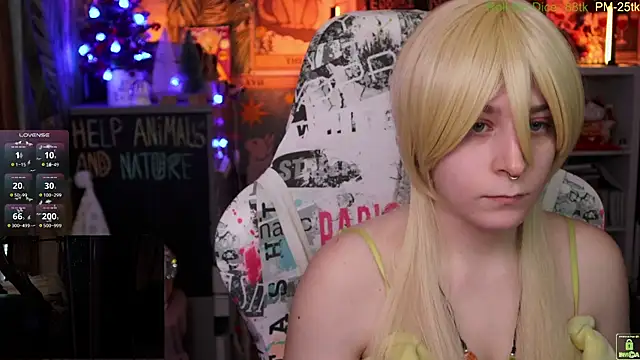 Snapshot of ShiroiFubuki chatting on January 2025 12:50:02 PM ShiroiFubuki online show from January 2025 12:50:02 PM