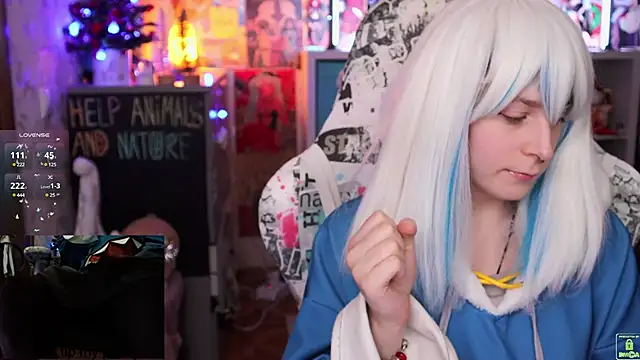 Snapshot of ShiroiFubuki chatting on January 2025 05:32:01 AM ShiroiFubuki online show from January 2025 05:32:01 AM