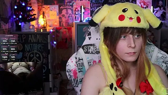 Snapshot of ShiroiFubuki chatting on January 2025 07:38:01 PM ShiroiFubuki online show from January 2025 07:38:01 PM