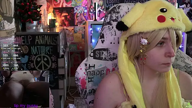 Snapshot of ShiroiFubuki chatting on March 2025 10:22:02 AM ShiroiFubuki online show from March 2025 10:22:02 AM