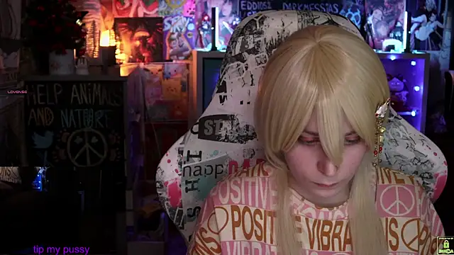 Snapshot of ShiroiFubuki chatting on March 2025 06:33:01 PM ShiroiFubuki online show from March 2025 06:33:01 PM