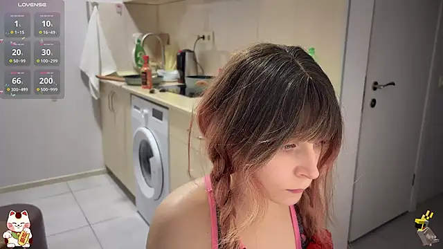 Snapshot of ShiroiFubuki chatting on October 2025 05:31:02 PM ShiroiFubuki online show from October 2025 05:31:02 PM