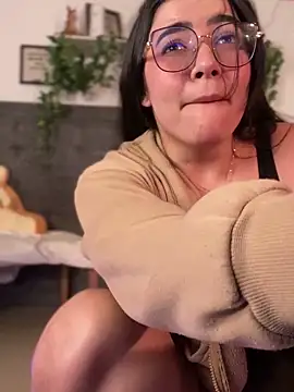 Lia flowers online show from January 2025 02:14:02 AM