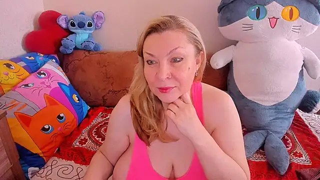 Snapshot of KerryBlareX chatting on May 2026 11:15:01 AM KerryBlareX online show from May 2026 11:15:01 AM
