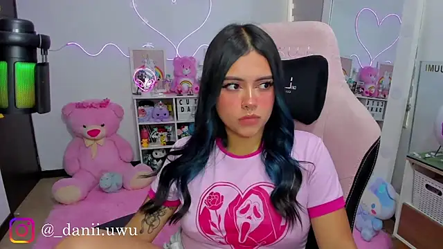 CuteDani  online show from March 2026 03:28:01 PM