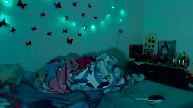 AmaraRoberts420 online show from December 2024 01:48:02 AM