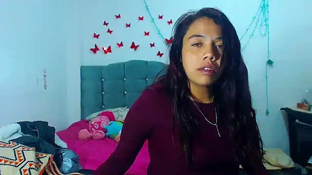 AmaraRoberts420 online show from January 2025 12:23:01 AM