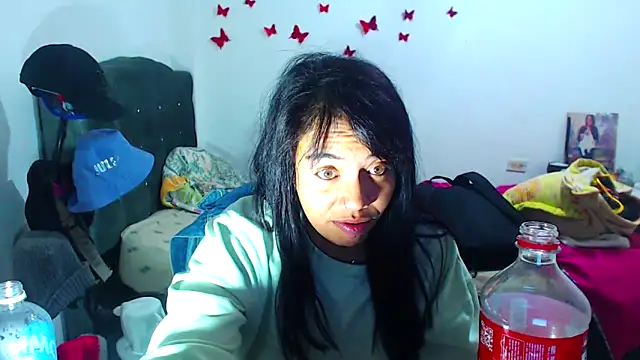 AmaraRoberts420 online show from September 2025 12:21:01 AM