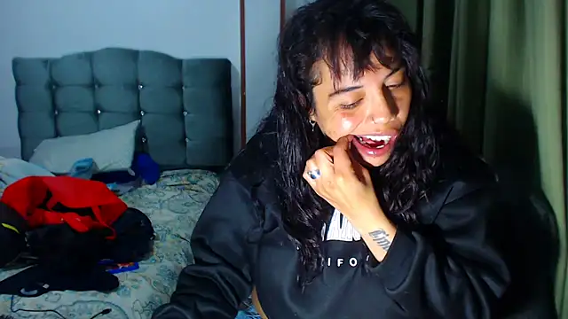 AmaraRoberts420 online show from January 2026 03:34:02 AM