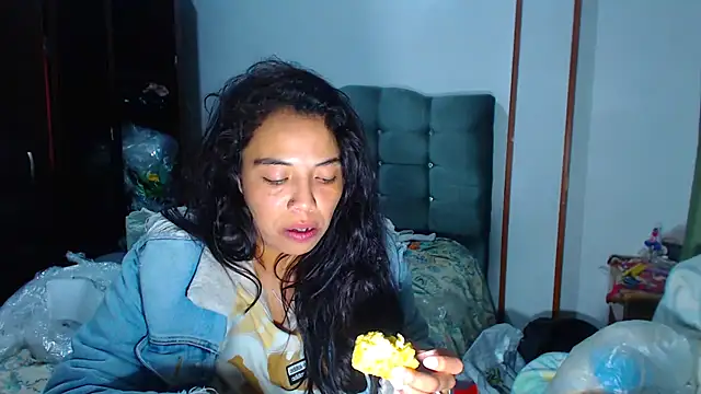 AmaraRoberts420 online show from January 2026 06:29:01 AM