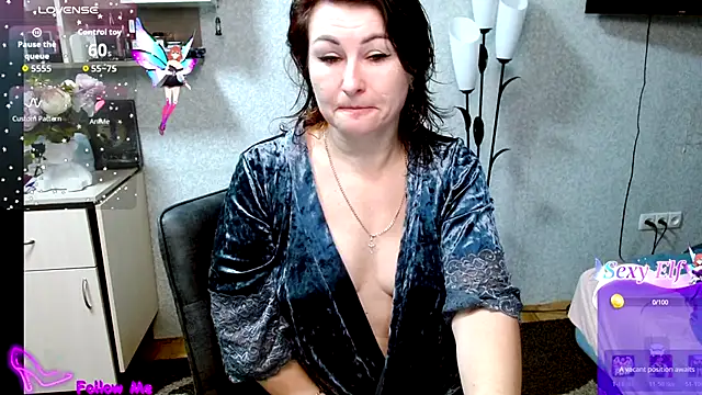 BeatriksS online show from December 2025 08:24:02 PM