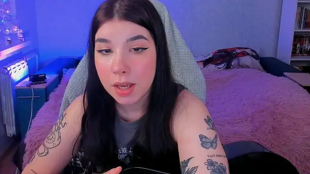 kellyharris online show from December 2024 04:16:02 PM