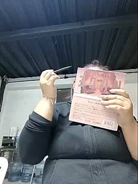 silvia lane online show from October 2025 03:47:02 AM