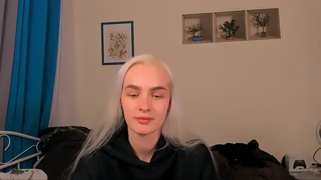 OliviaKisss online show from May 2026 06:25:01 PM