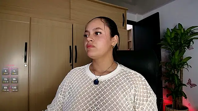 Snapshot of VICTORIABLACK_@xh chatting on February 2026 07:32:02 PM VICTORIABLACK xh online show from February 2026 07:32:02 PM