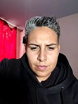 Snapshot of Yessi_rousse chatting on November 2025 12:48:01 PM Yessi rousse online show from November 2025 12:48:01 PM