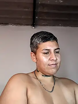 Snapshot of Yessi_rousse chatting on January 2026 02:19:01 PM Yessi rousse online show from January 2026 02:19:01 PM