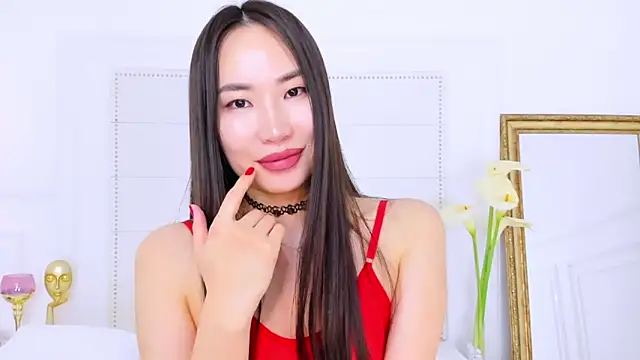 Snapshot of NaomiYuu chatting on March 2025 05:39:01 AM NaomiYuu online show from March 2025 05:39:01 AM