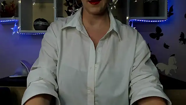 Snapshot of feliziaDesire chatting on February 2025 05:07:02 AM feliziaDesire online show from February 2025 05:07:02 AM