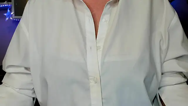 Snapshot of feliziaDesire chatting on February 2025 11:53:01 AM feliziaDesire online show from February 2025 11:53:01 AM