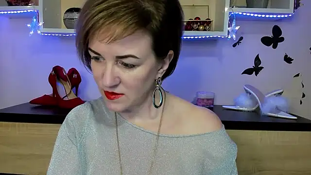 Snapshot of feliziaDesire chatting on February 2025 01:41:01 PM feliziaDesire online show from February 2025 01:41:01 PM