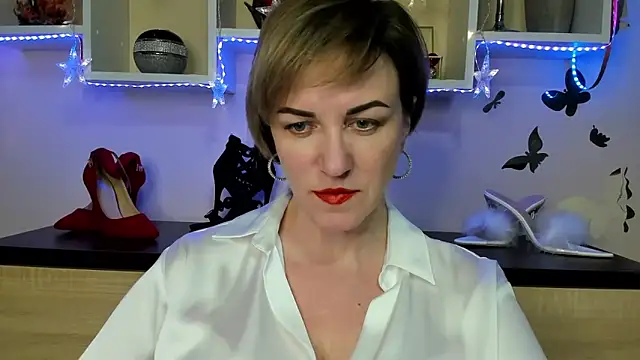 Snapshot of feliziaDesire chatting on February 2025 07:10:02 PM feliziaDesire online show from February 2025 07:10:02 PM