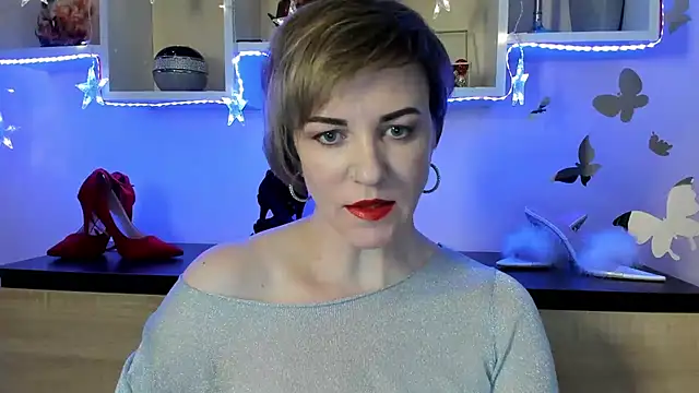 Snapshot of feliziaDesire chatting on February 2025 04:41:02 AM feliziaDesire online show from February 2025 04:41:02 AM