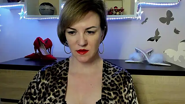 Snapshot of feliziaDesire chatting on March 2025 04:40:02 PM feliziaDesire online show from March 2025 04:40:02 PM