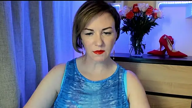 Snapshot of feliziaDesire chatting on September 2025 12:49:02 PM feliziaDesire online show from September 2025 12:49:02 PM