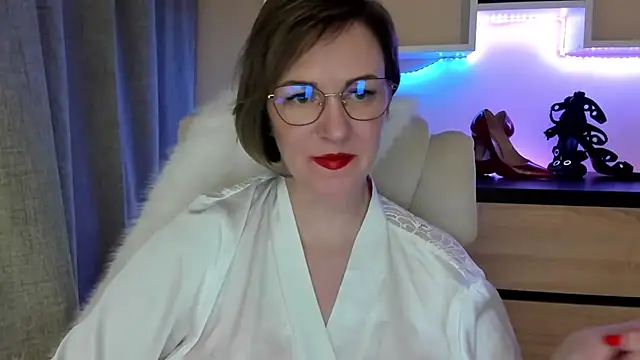 Snapshot of feliziaDesire chatting on February 2026 01:59:01 PM feliziaDesire online show from February 2026 01:59:01 PM