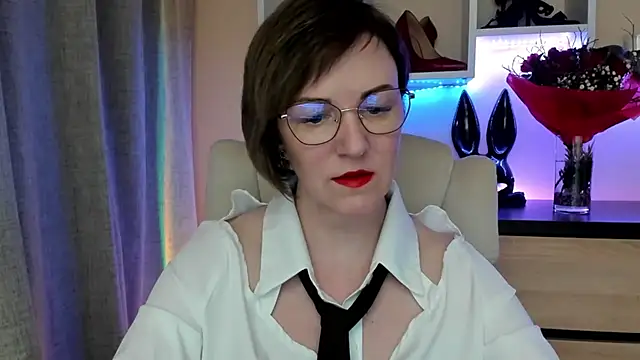 Snapshot of feliziaDesire chatting on February 2026 01:51:02 PM feliziaDesire online show from February 2026 01:51:02 PM